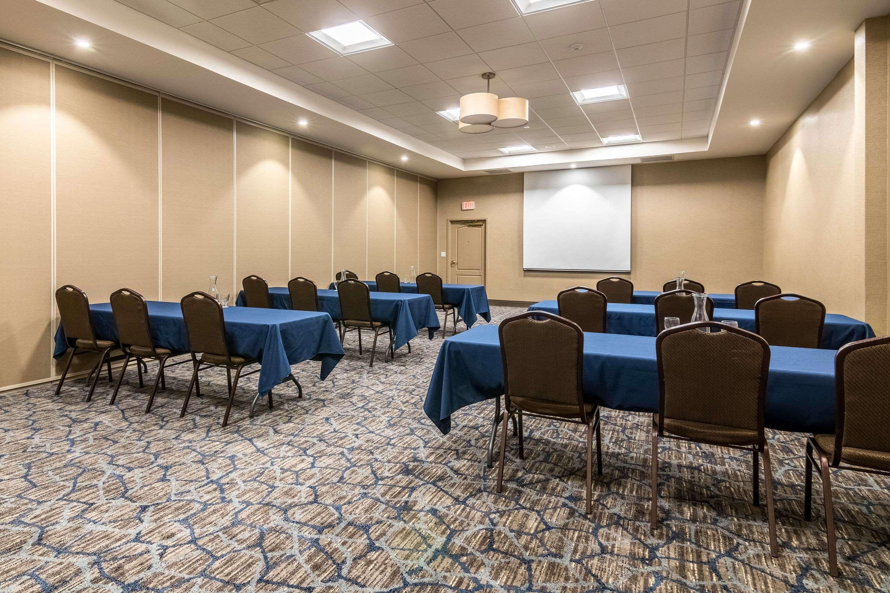 Inn Comfort Plymouth-minneapolis 3*