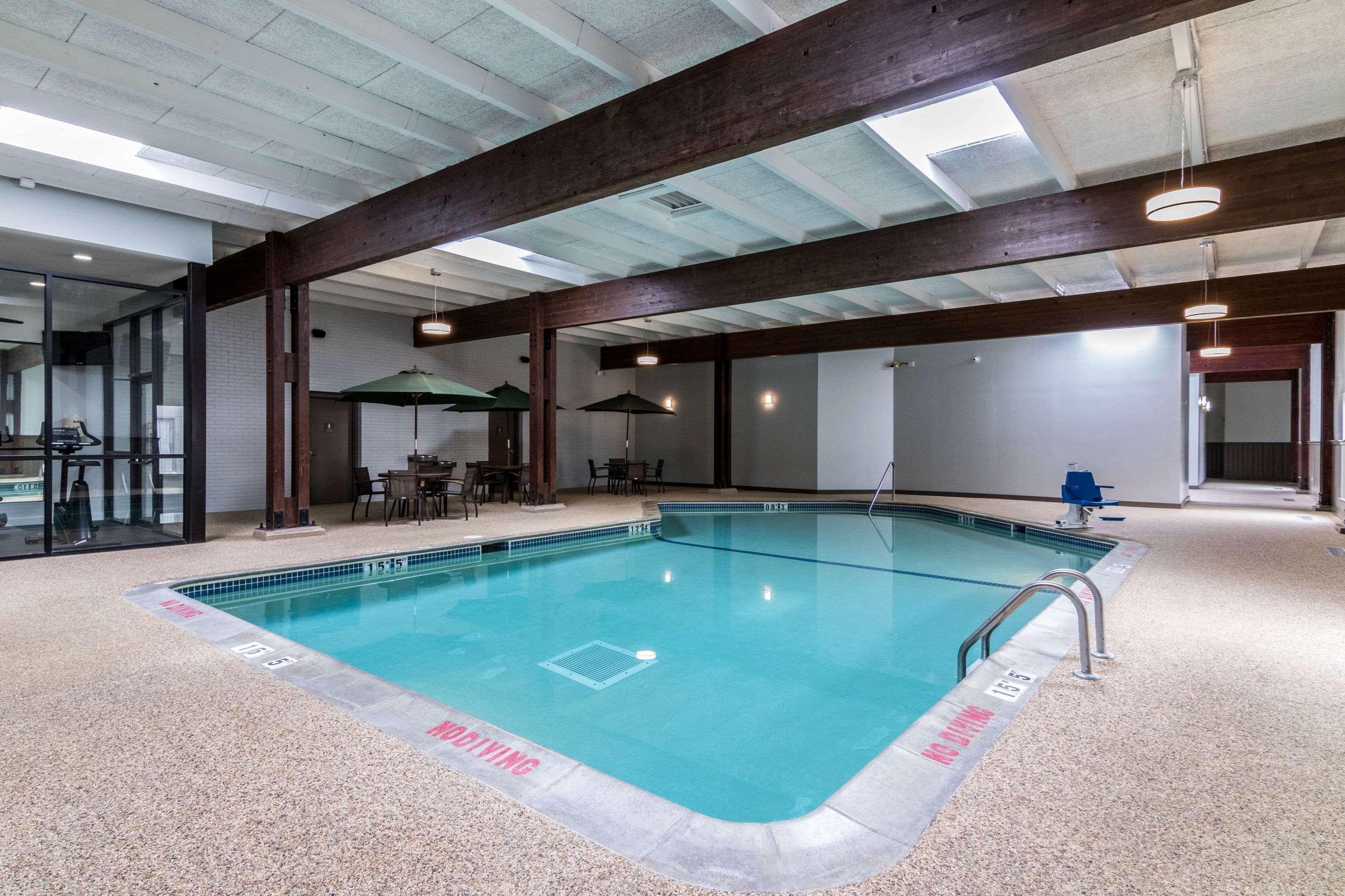Comfort Plymouth-minneapolis 3*